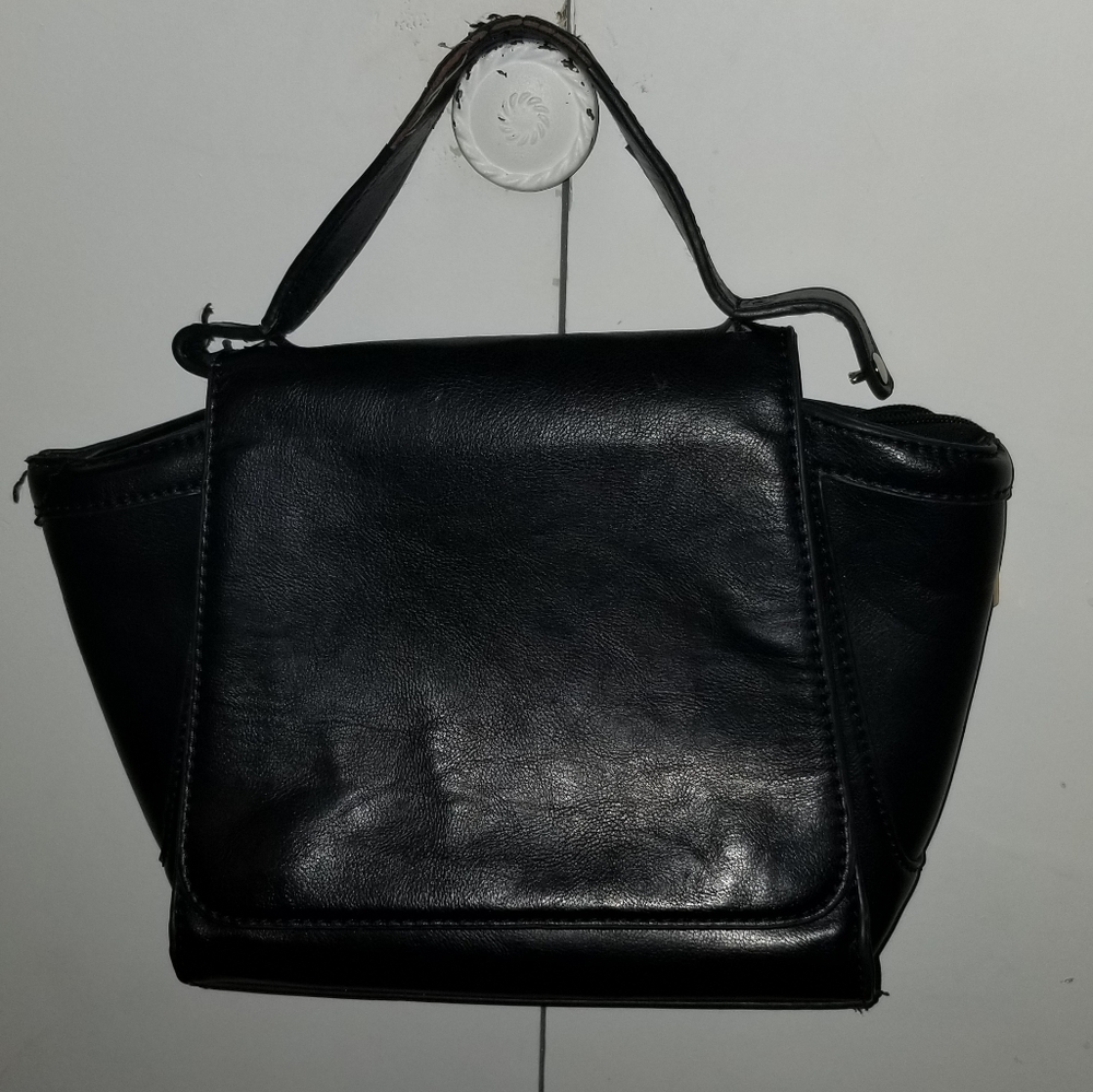 Vintage Black Leather HandBag